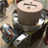  菜煎饼石磨机图片  新型电动豆浆石磨 多种规格鑫嘉强定做