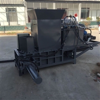 热销玉米秸秆套袋机  黄储秸秆压块机厂家
