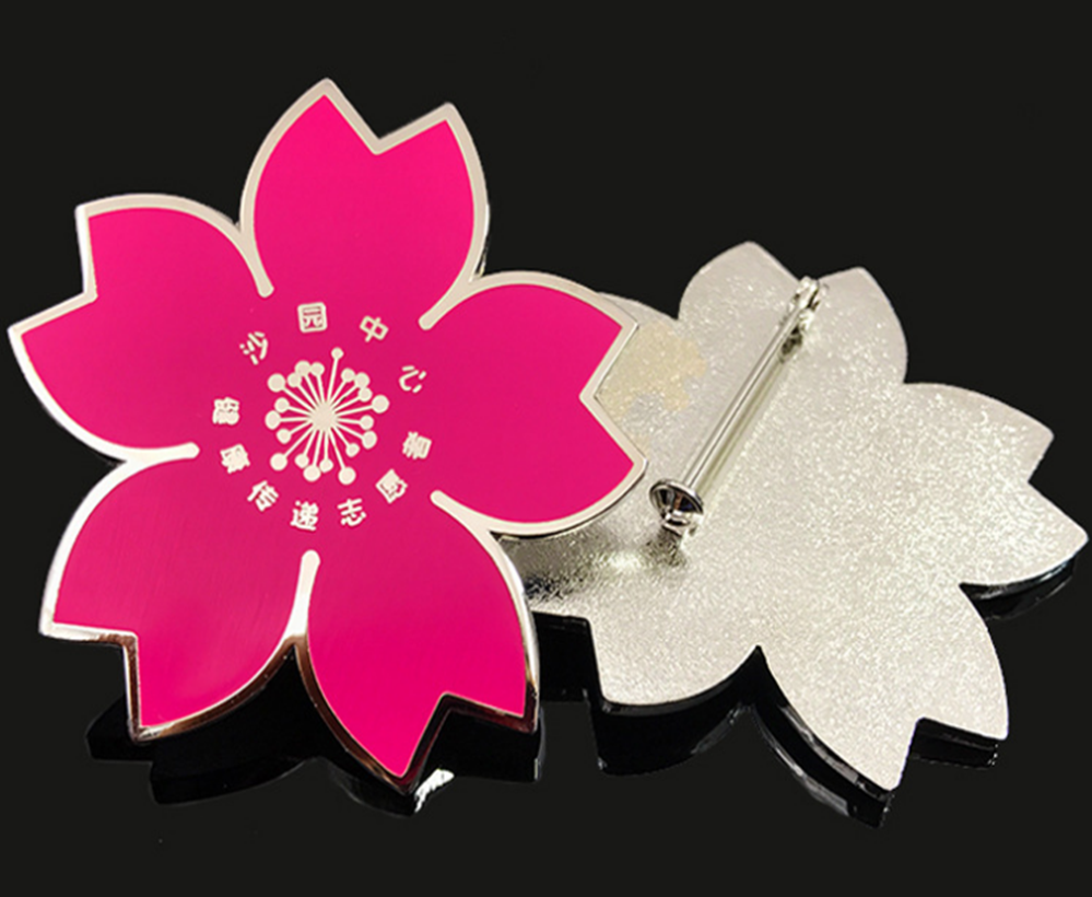 紫红色花朵胸章,别针樱花徽章,武汉樱花胸章厂