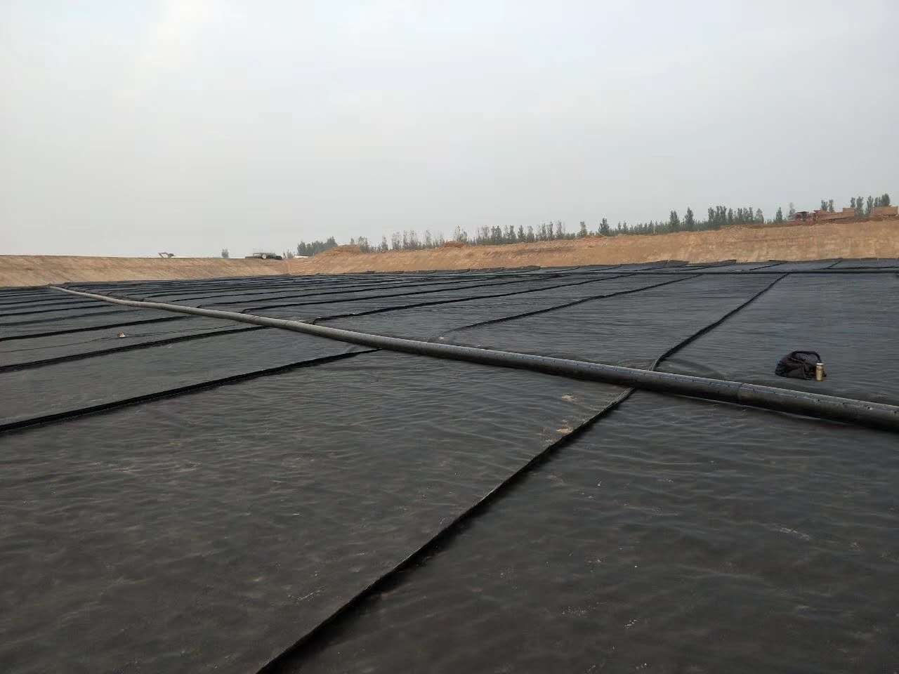 垃圾填埋场反滤层200g土工滤网垃圾填埋场导排水土工滤网