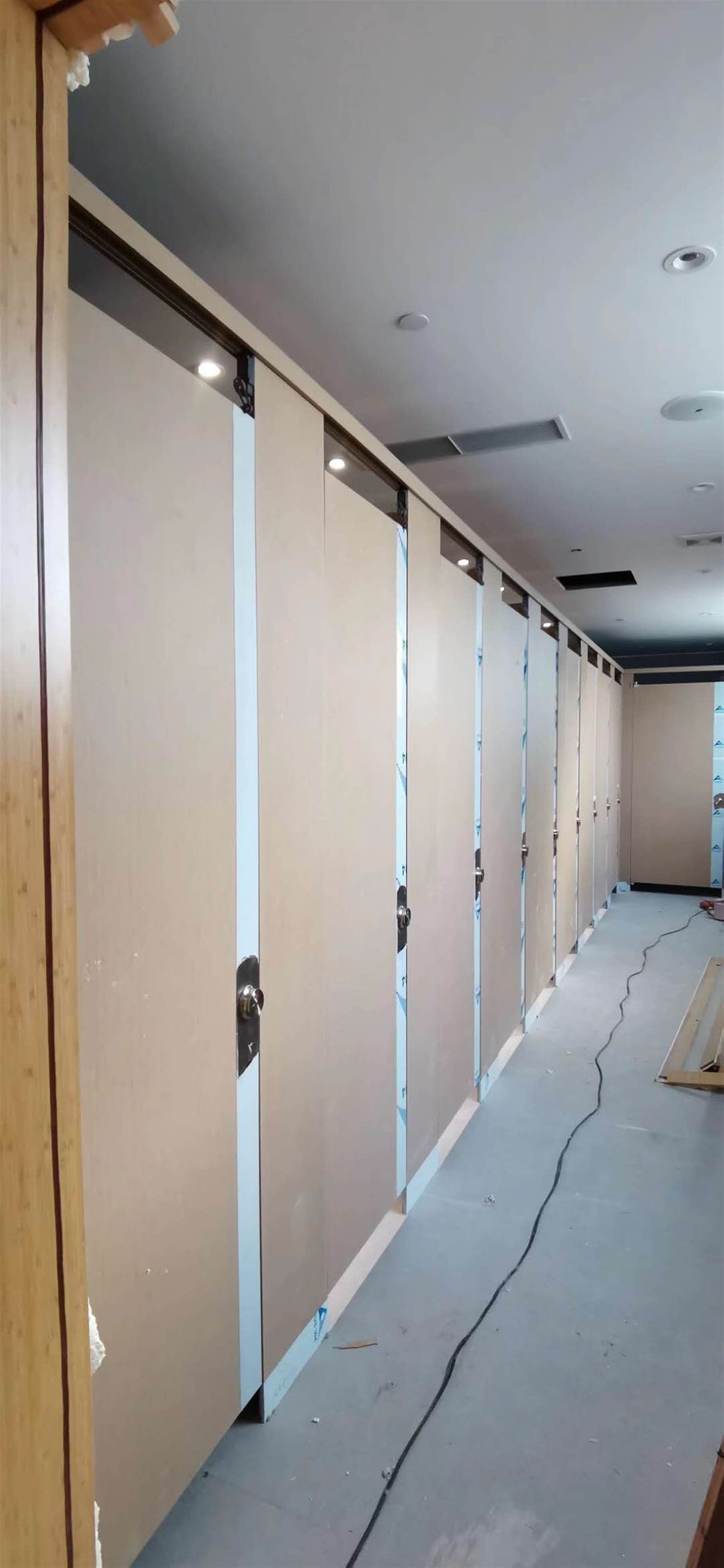 金属耐水卫生间隔断定制价格河南塑料卫生间隔断定做厂家