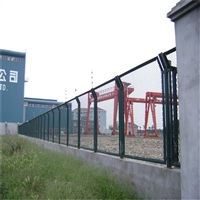 小区围墙防护网 工厂铁丝防护网 化工厂防护围栏