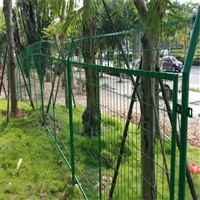 防护林护栏网、草原围地护栏网、园林护栏网