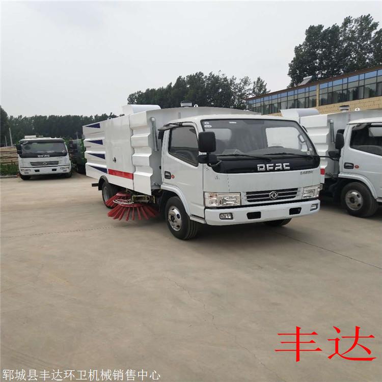 江铃扫路车多少钱驾驶室带扫盘道路清扫车
