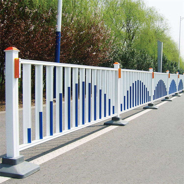 青岛市政护栏 道路护栏 道路中央栏杆 交通安全隔离栏