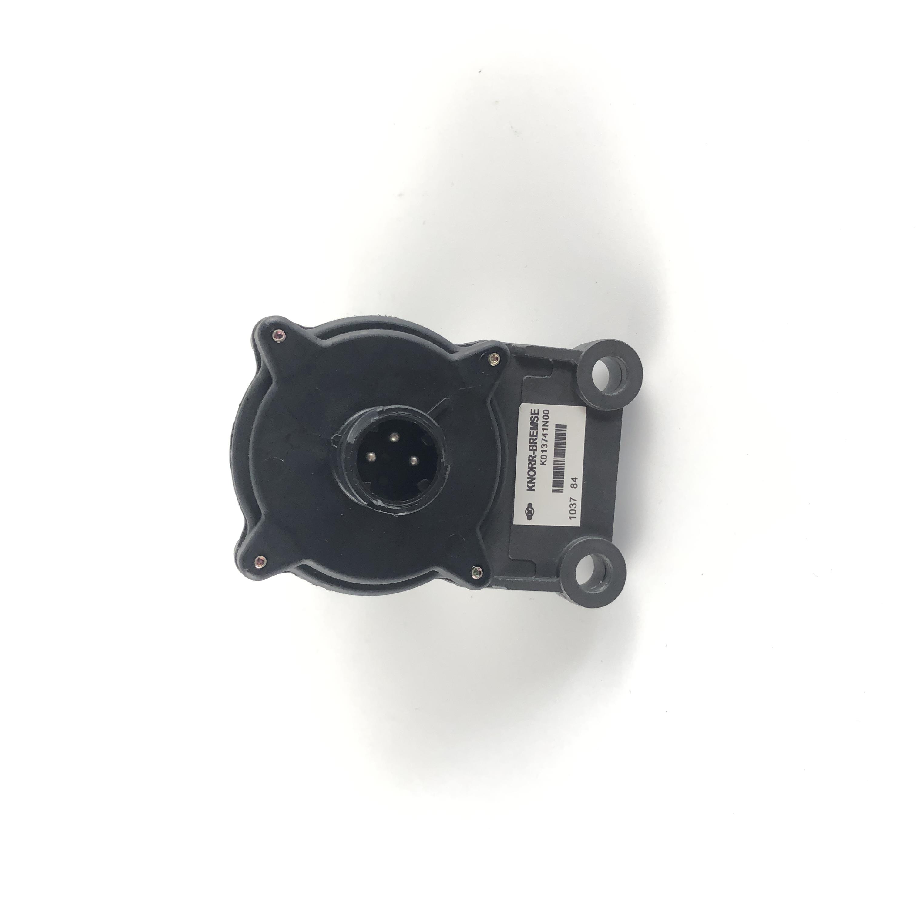 沃尔沃西沃9300气囊传感器高度阀