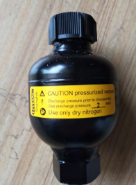 SB400-10A1/112A9-400A，hydac隔膜式蓄能器