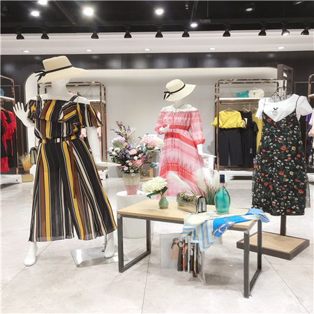 欧芮儿牌折扣女装批发 品牌女装便宜批发 折扣批发女装货源