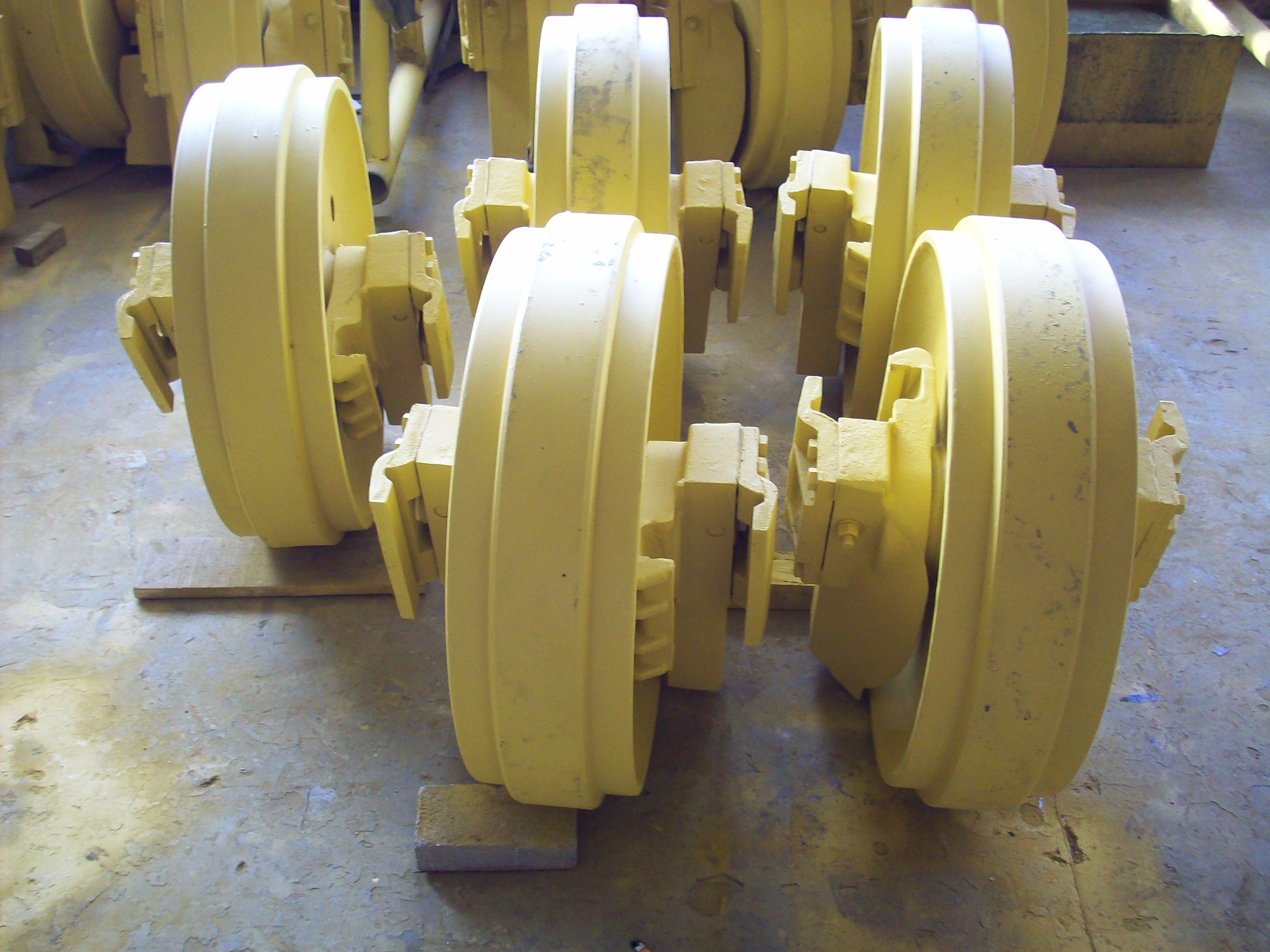 推土机配件 济宁长虹 16y-40-03000引导轮总成 sd16推土机