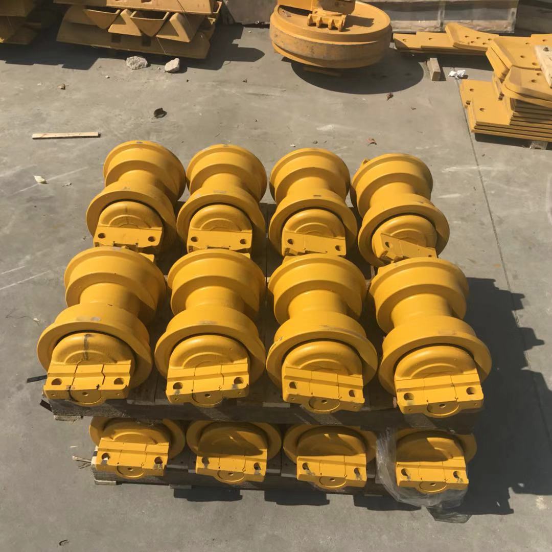 推土机配件 济宁长虹 托轮总成sd32山推推土机