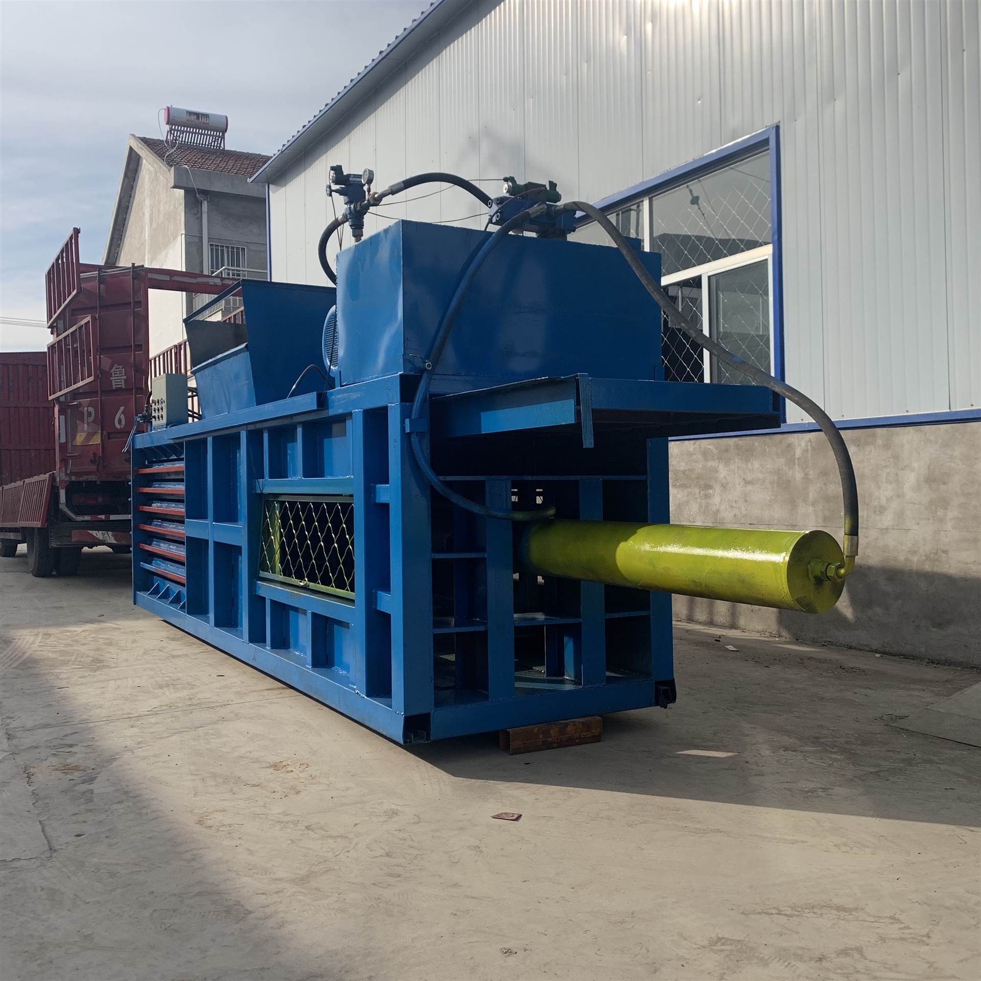 废纸箱卧式液压打包机 大型卧式打包机 金属液压打包机