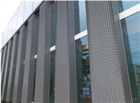 南京云际承接写字楼外墙玻璃更换，酒店高层玻璃维修项目
