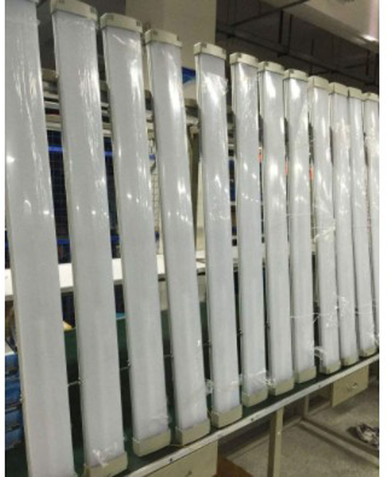 免维护LED防爆荧光灯HRY93 化工厂仓库IP66防水吊杆式平板节能照