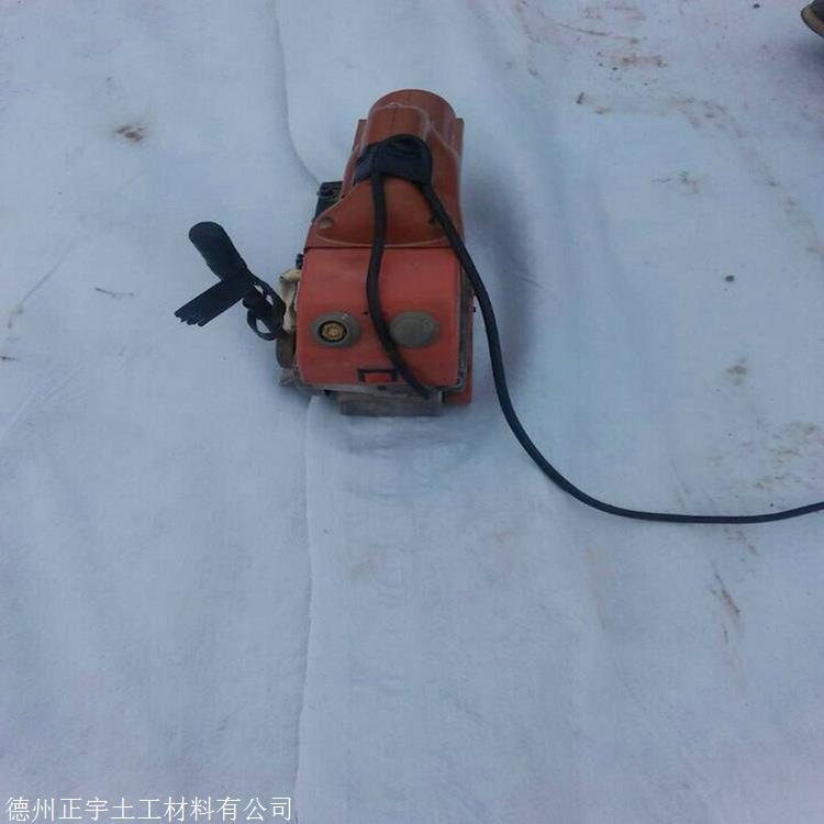 贵州300克防水土工布 正宇牌300g不透水土工布 两布一膜 防渗