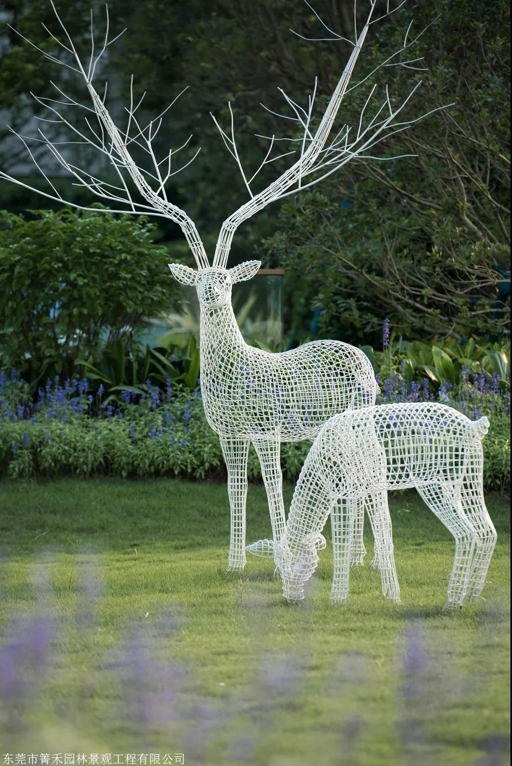 镂空鹿铁丝雕塑景观小品