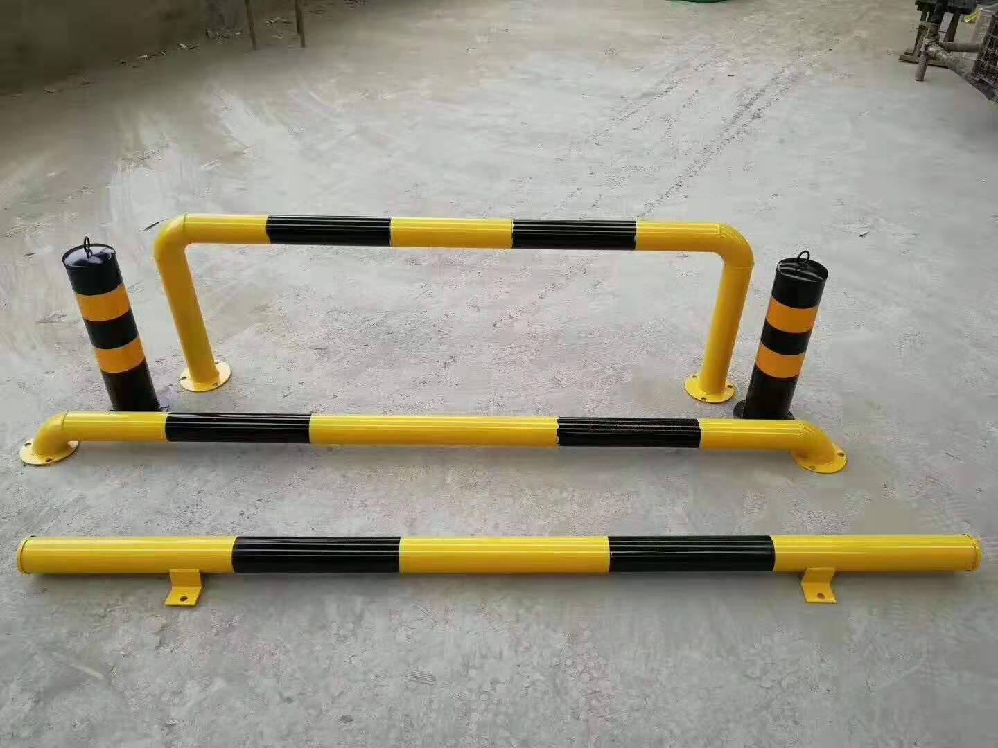 开封哪有警示桩厂家 开封隔离桩批发价格