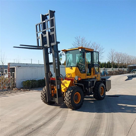 钢管厂建筑工地搬运用越野叉车