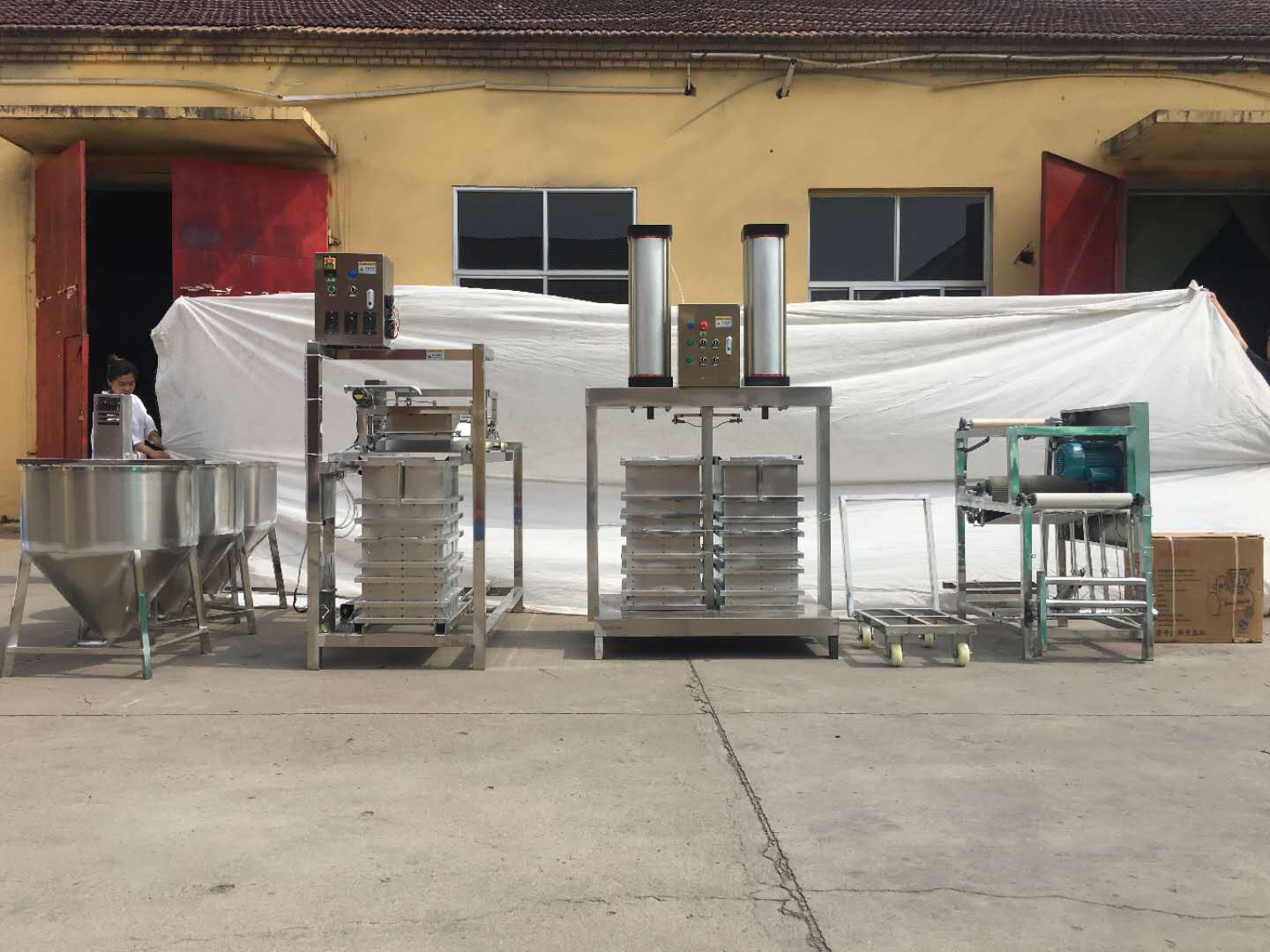 仿手工豆皮机 仿手工豆皮机厂家 出售仿手工豆皮机