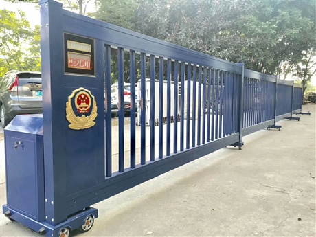 启凯_云南昆明电动伸缩门_学校企业单位电动伸缩门价格_不锈钢门