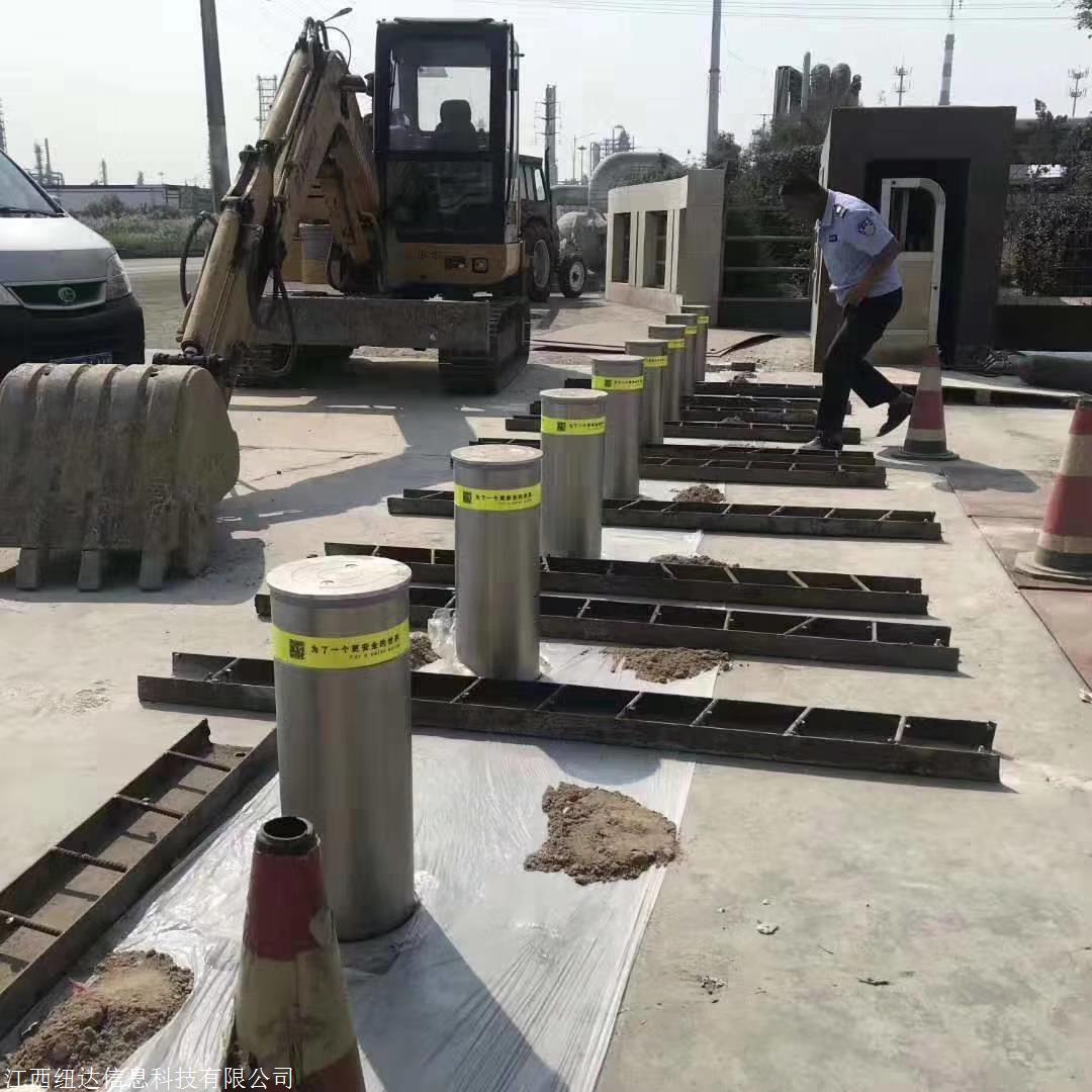 纽达升降柱江西防撞柱上门安装