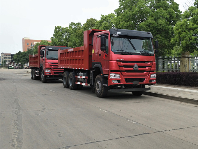 重汽豪沃自卸车配置zz3257n4147e1型自卸运输车