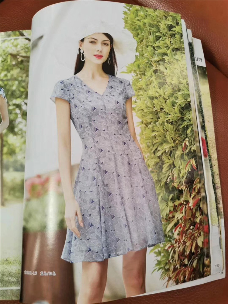 心敏雪纺连衣裙广州连衣裙蒙妮凯连衣裙大码心敏连衣裙