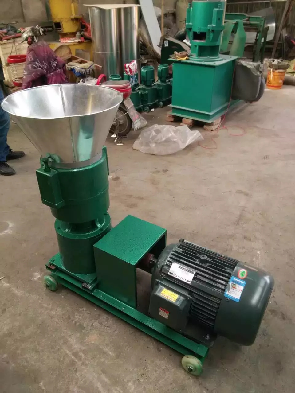 山东厂家供应鱼饲料颗粒机