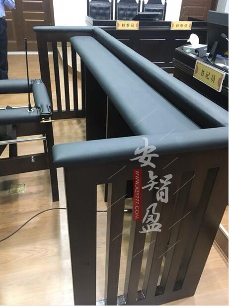 木质犯人栏厂家价格