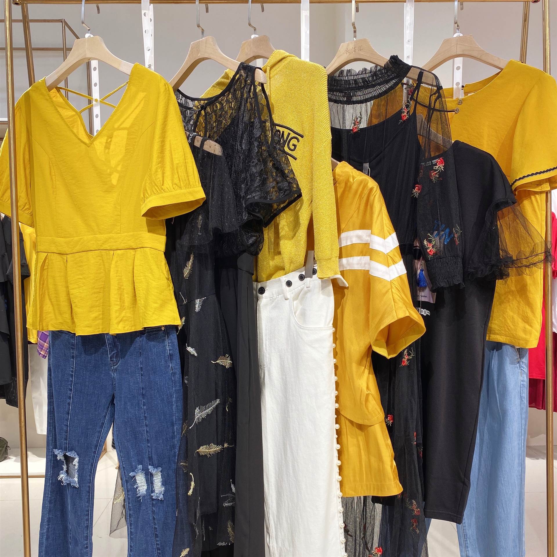 im27 2020夏 品牌折扣女装库存 走份批发尾货女装批发 女装加盟