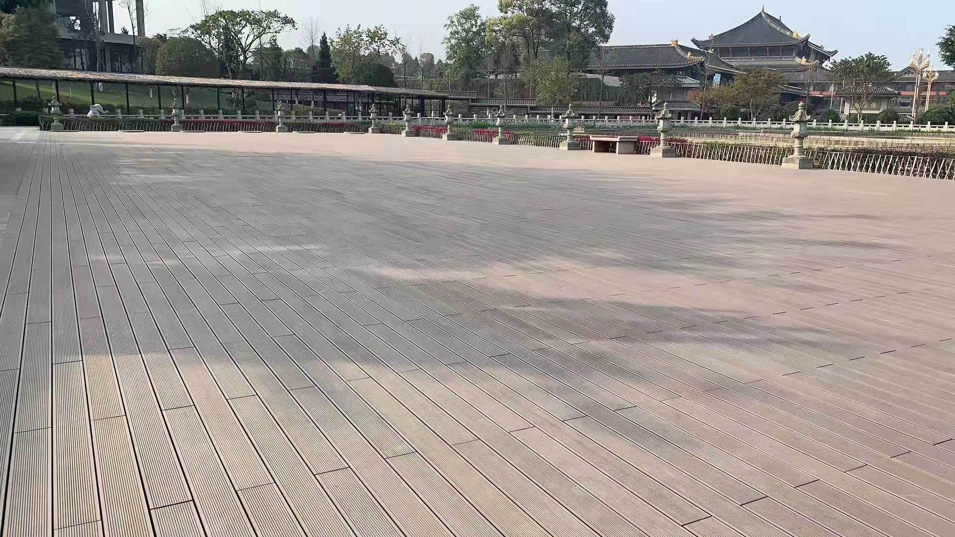 爱瑞德 户外塑木地板 环保室外拼接地板 公园广场长条 塑木地板