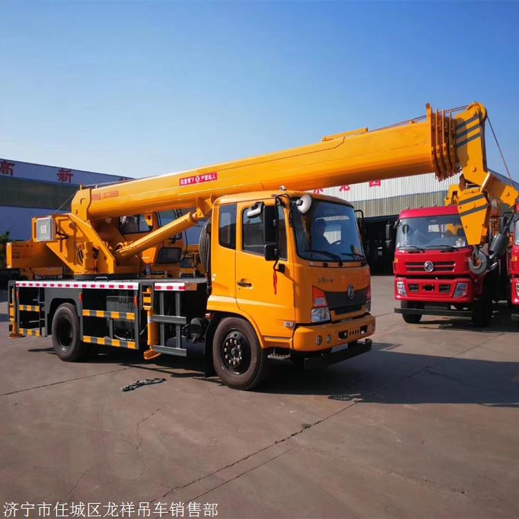 东风天锦16吨吊车图片