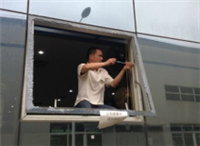 深圳玻璃幕墙维修安装更换公司