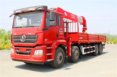 河南安陽(yáng)國(guó)六陜汽德龍徐工16噸隨車吊機(jī)工廠發(fā)車