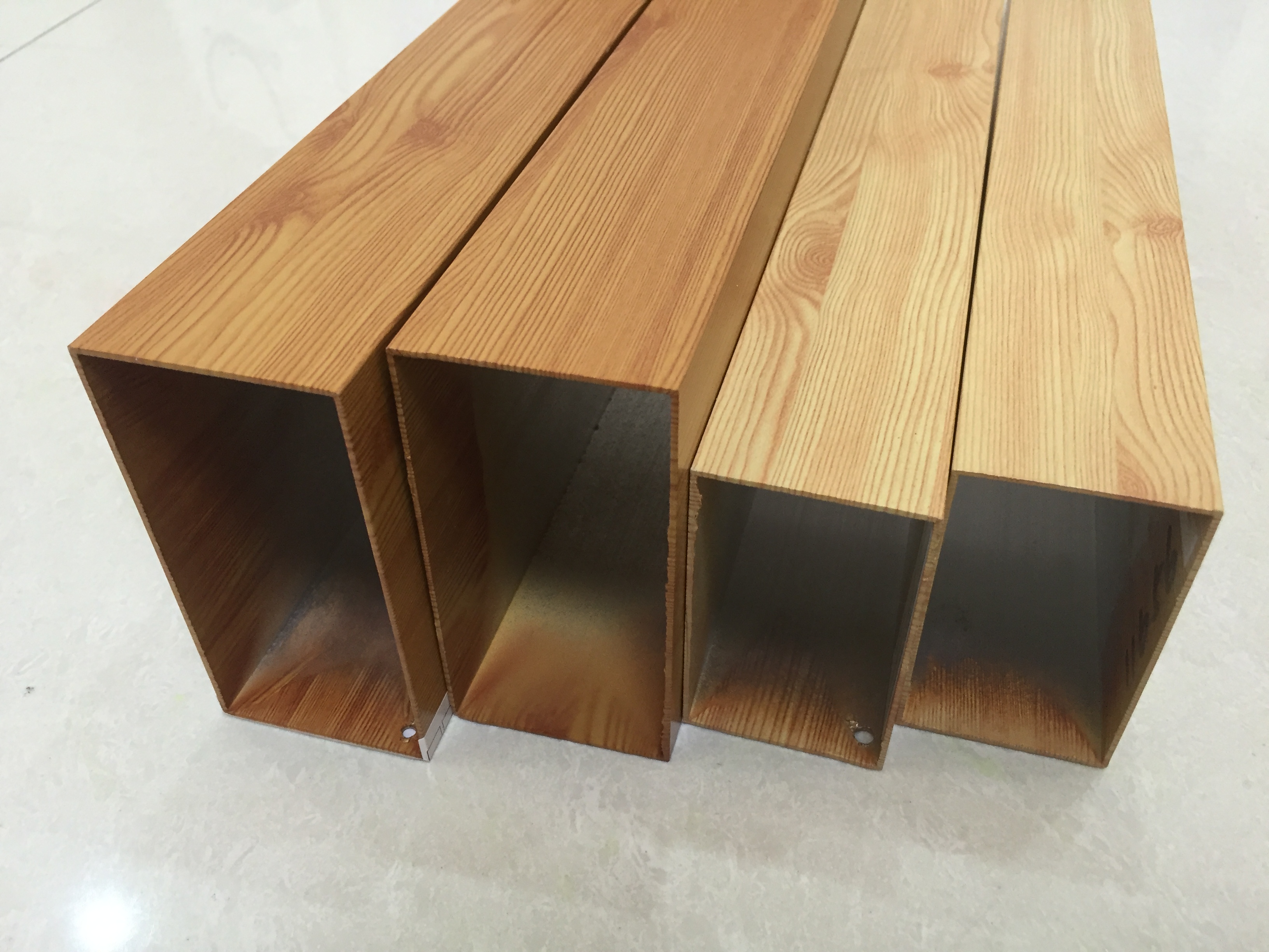 富腾厂家定制热转印木纹铝方通