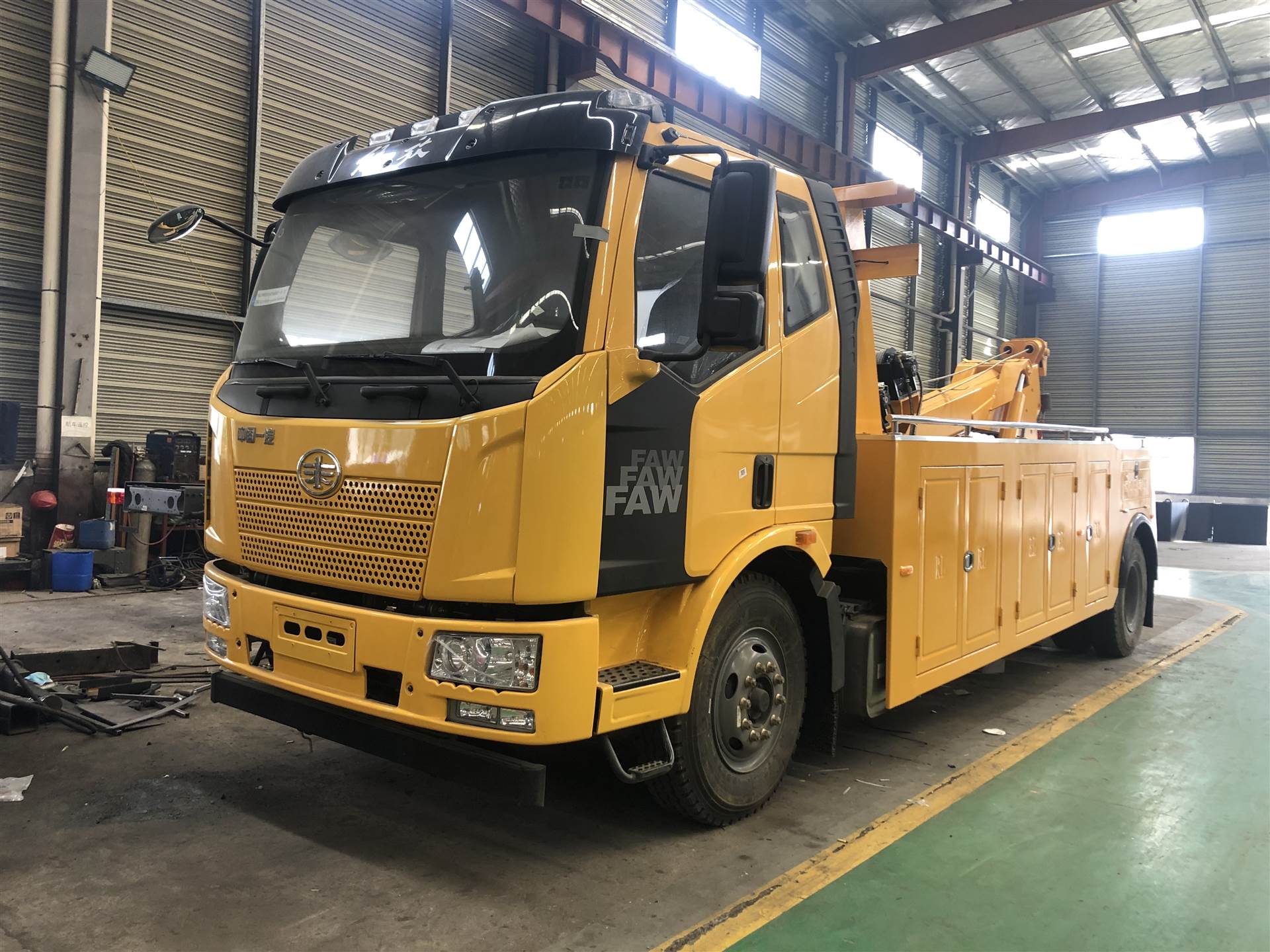 解放拖拽救援车高速路救援专用