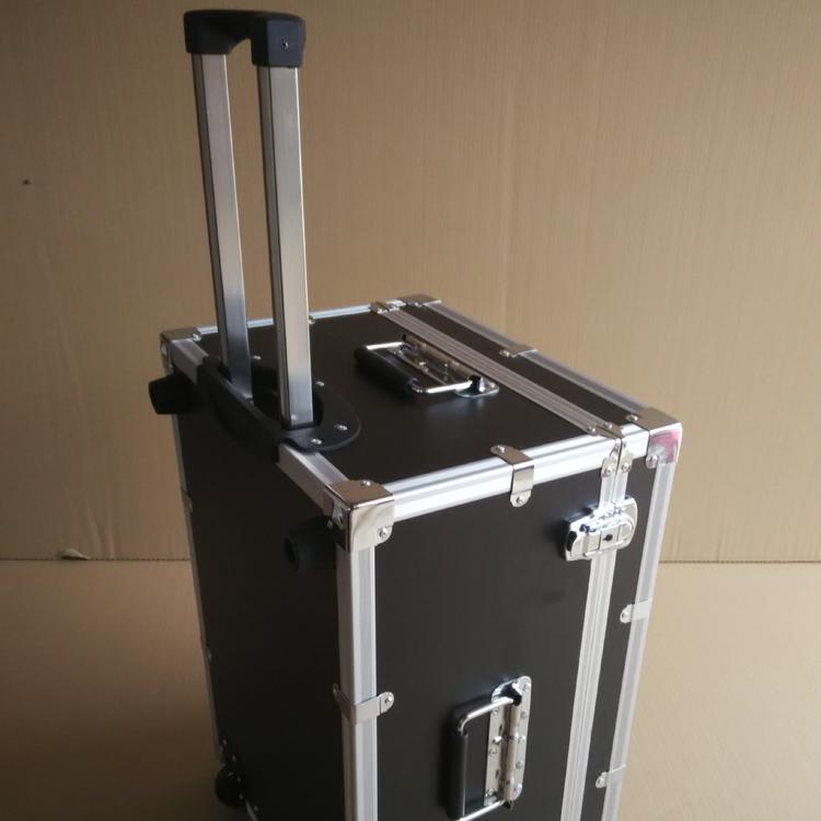云南厂家定做 铝合金箱 航空箱 仪器箱 手提箱 设备箱 展示箱