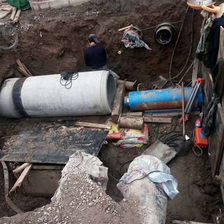 顶管施工 过路顶管施工 地下顶管施工 水泥管600顶管价格