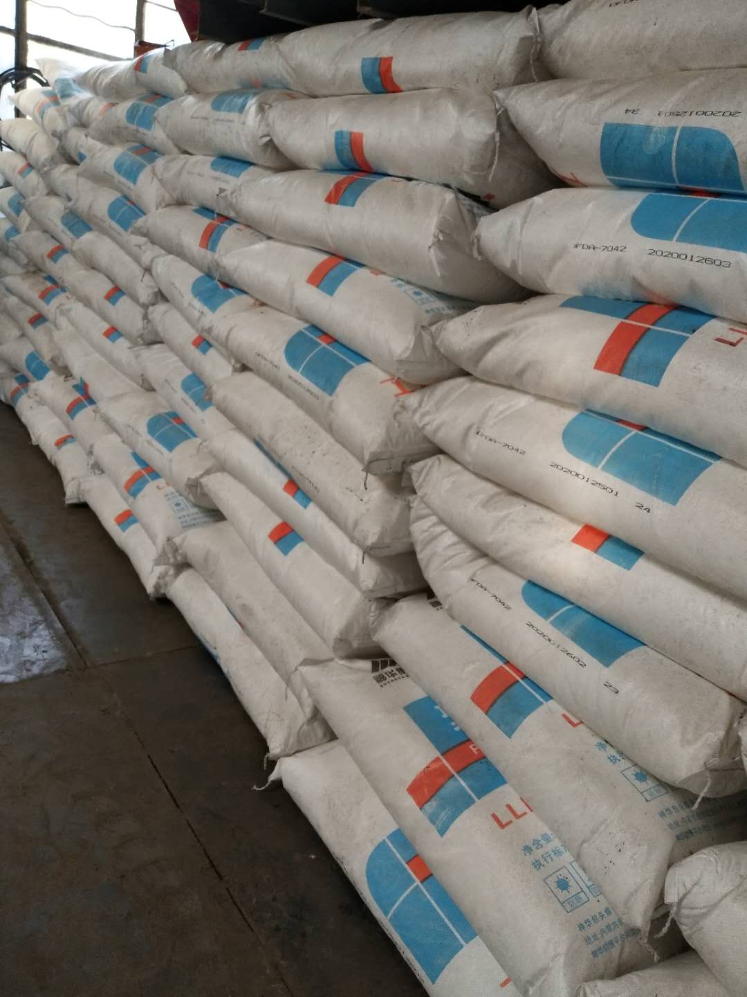 交联聚乙烯厂家电缆颗粒厂家交联聚乙烯绝缘颗粒