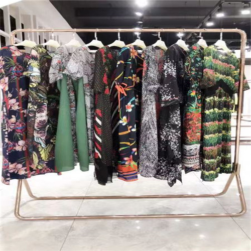 欧柏兰奴品牌时尚女裙货源 品牌女装货源折扣批发 直播女裙进货网