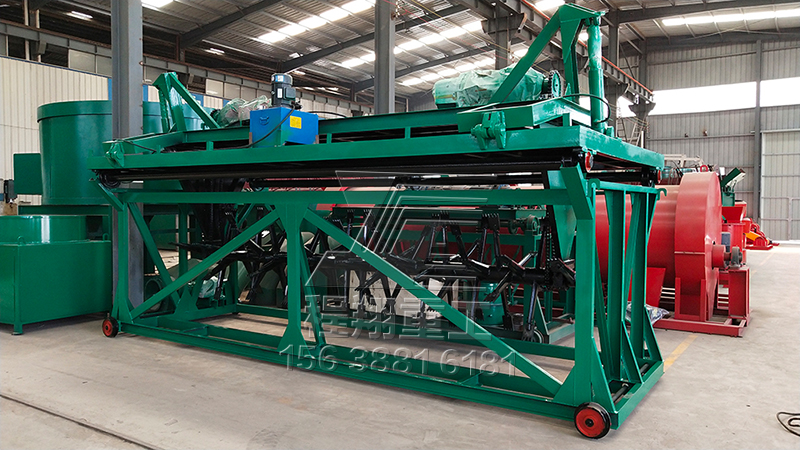 液压槽式翻堆机