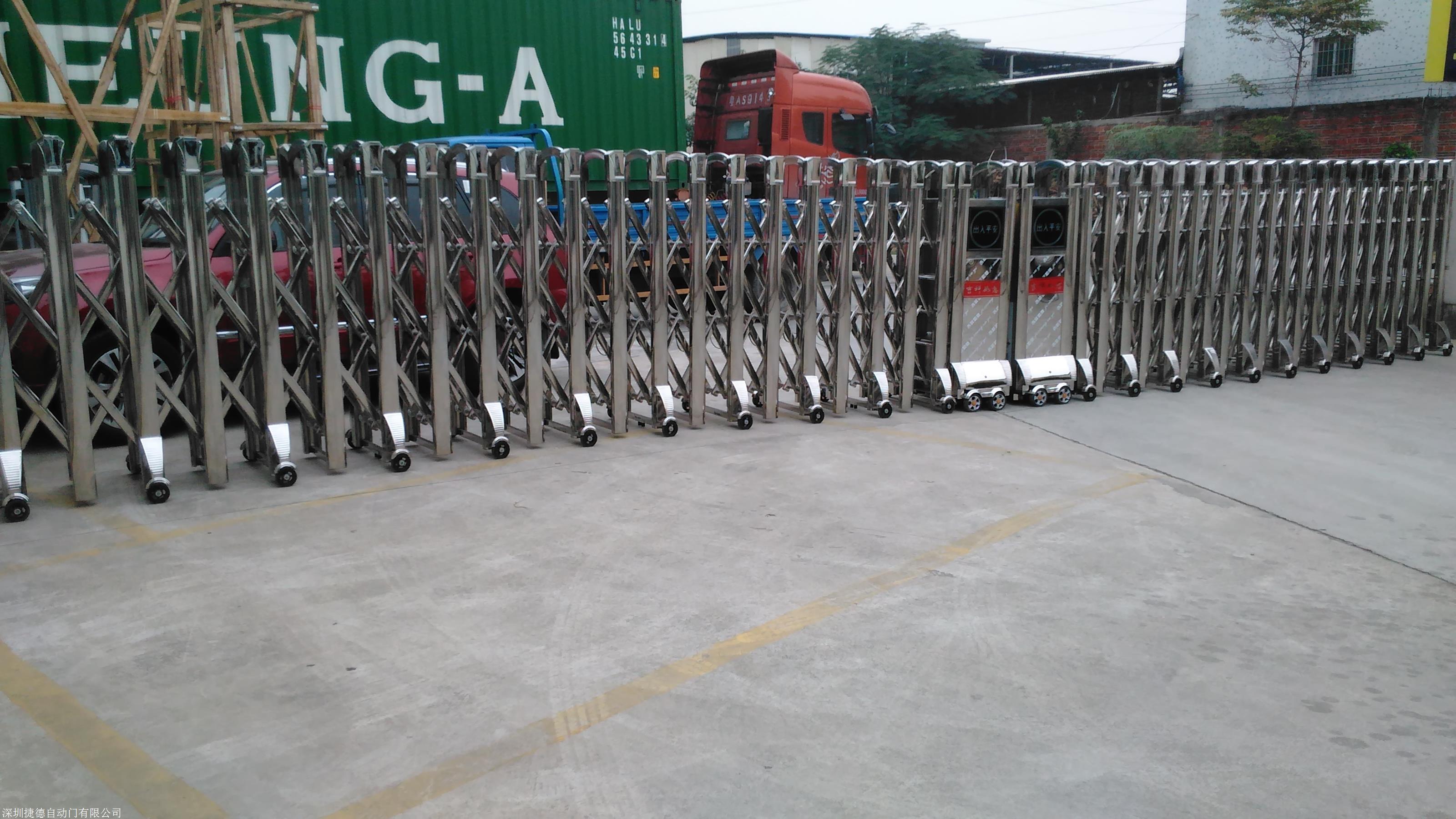 超霸气的电动伸缩门在捷德