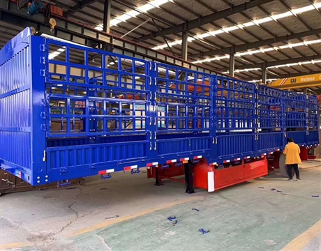 高强板制造 13米高栏大开门半挂车 对开门花栏半挂车 