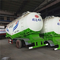 30吨粉料水泥罐半挂车 石灰粉矿石粉罐车 市场价格