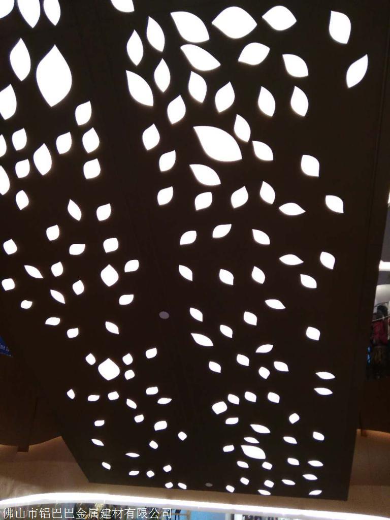 商场扶梯包边穿孔铝板透光铝板