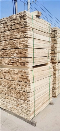 铁杉木方 展途铁杉工程方国标尺寸 不开裂不腐蚀使用寿命长