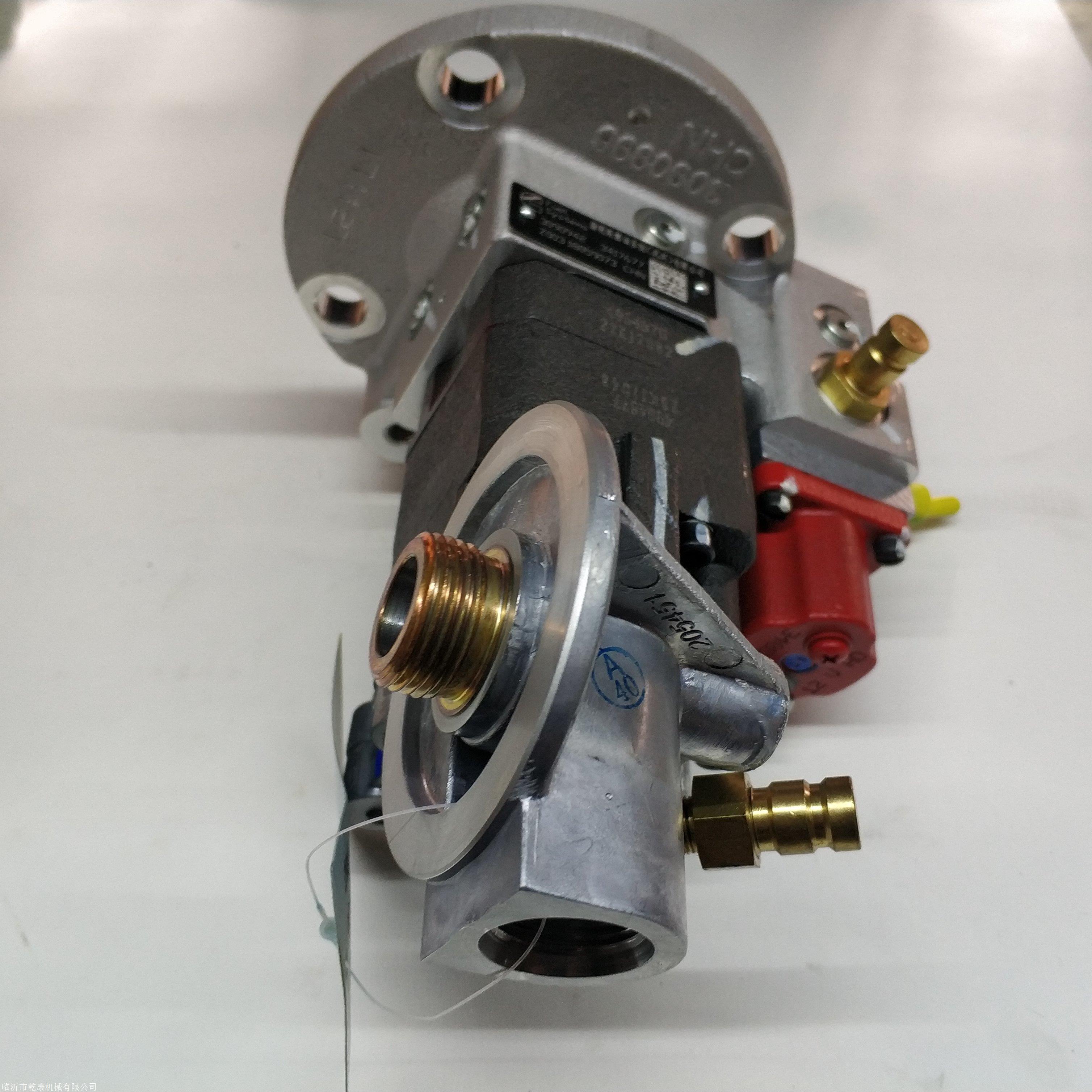 徐工xr360旋挖钻西安康明斯发动机配件燃油泵3417677