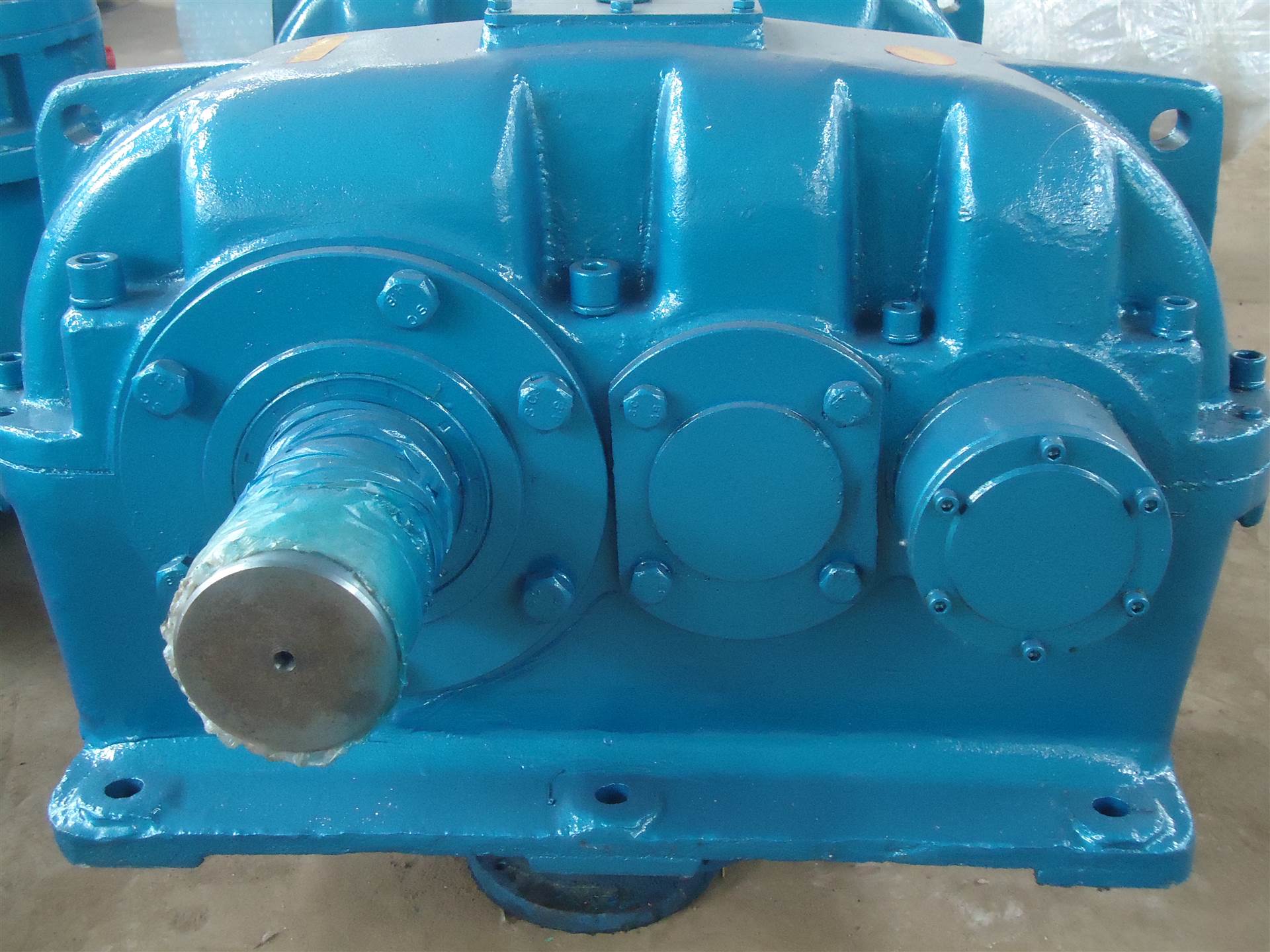 zdy系列硬齿面圆柱齿轮减速机