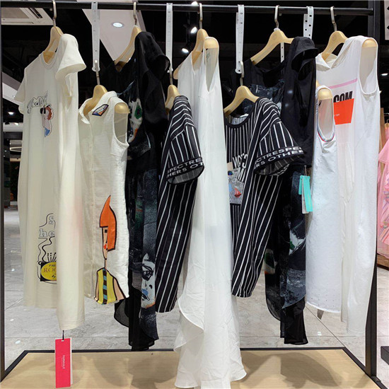 纳薇品牌韩版女装拿货进货 深圳女装批发市场 女装厂家货源批发