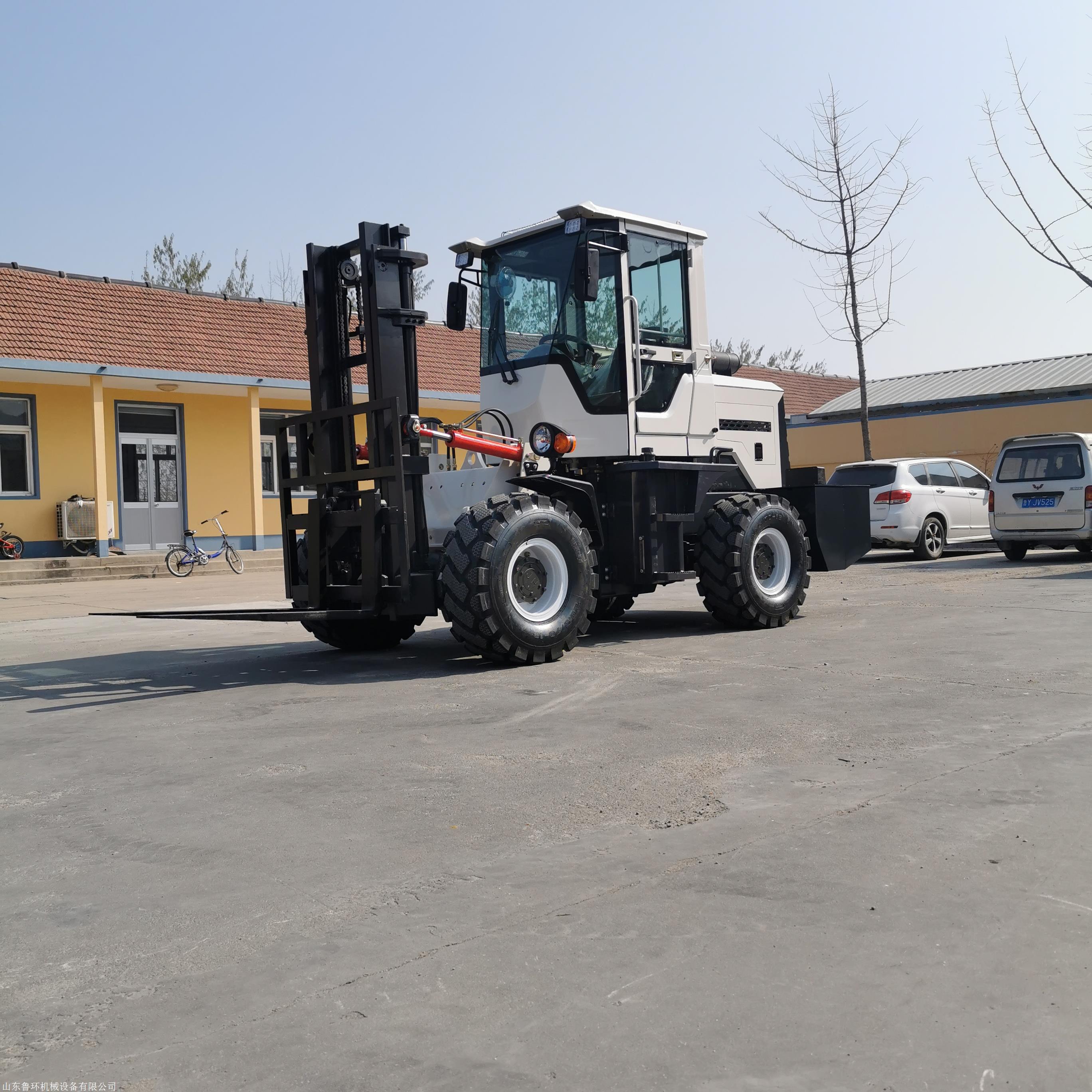 全新柴油四驱青岛合力杭州 车 3吨3.5 4.5 2t吨燃油座驾式越野叉