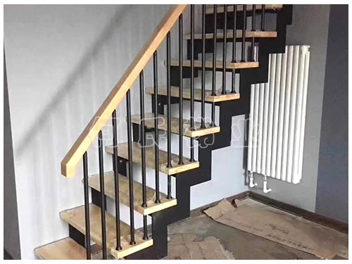 鼎鑫楼梯钢木直梁楼梯 直梁钢木楼梯加工